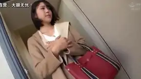 普通の女の子がAV女優になるまでの軌跡にカメラが密着！ 美乳Eカップの高身長OLは初AVなのに、カメラ忘れちゃう程イキまくる敏感美少女 ののかちゃん（仮