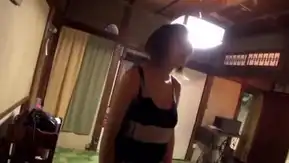 美しい雪肌美爆乳少女 大月まゆか