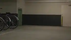 駐輪場まんぐりパンツ内大量射精痴漢