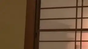 社团集训时逆夜袭肏翻前辈！  一般男女问卷AV！