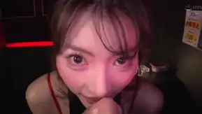 本番オーケー！？噂の裏ピンサロ 13 AV界隨一の高身長巨乳を味わい盡くせ！ 華嶋れい菜