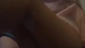 “你想让别人干我嘛快点快点好爽哦”约啪潮牌服装店性感气