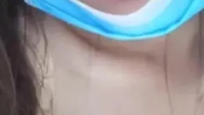 [Transmisión en vivo de masturbación doméstica] Se ve bastante sexy, mostrando cara, buen cuerpo y coño de mariposa