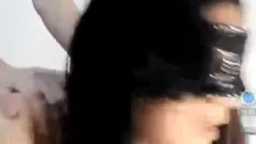 赤ちゃんはプレゼントに夢中、西安の夫婦はオオカミの友達に恩返ししようと懸命に働く、会話は明瞭
