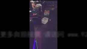 昨晚生日派对到卫生间激情啪啪 超好身材小美女舔鸡巴再在洗漱台上猛插好爽