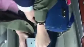 ドライブ中、私は性欲を抑えることができませんでした。