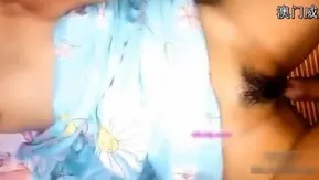 【国产乱仑】中午吃饭灌醉小姨子趁她午睡的时候草下面不够