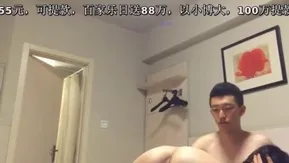 健身房大胸美乳性感小少妇宾馆和健身教练偷情啪啪,尝遍各