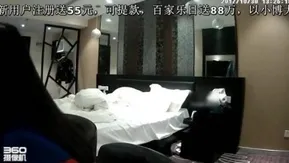 喷血推荐-稀有房偷拍穿着校服的大奶极品美女偷偷翘课和男友酒店开房,几个小时换着样的干,被狠狠操了3次,极品美女!