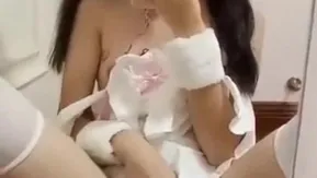 乾爹最爱绝对服从的小骚货 那木耳真是极品! (2)