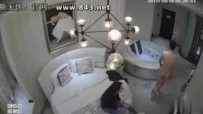 【地方厳選!】足の長い女子大生をホテルで隠し撮り、シャワーを浴びた後、我慢できなかったと言いながらハメました。