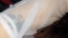 微博红人何奕X和司机还大玩观音坐莲 真是骚到不要命了