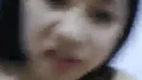 大奶轩轩和男友%% : 我第一次直播就射里面了