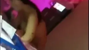 髪を切って女の子を連れて帰ったら、髪を切りながら巨乳を自撮りしてくれました！