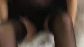 老同学一见面就开房! 黑丝吊带要我无套操到射