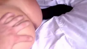 【欧米】スポーツジャケットの下は巨乳～彼氏が思わず勃起してしまった！