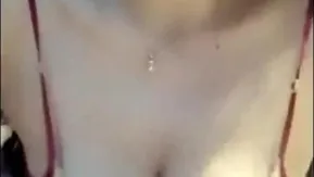 御姐型主播酒店约砲粉丝胖胖~像狗狗一样被爆操~被操玩还是要继续玩奶奶~