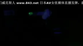 [本土精选!]美容院老闆娘第八部 这次不穿内裤就这样来，真骚