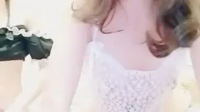颜值不错两个少妇双人自慰秀情趣装互摸舔奶头跳蛋震动手指抠逼非常诱人很是诱惑不要错过