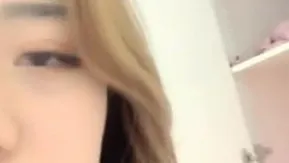 小可爱平台(原卡哇伊)颜值不错美女主播浪浪1029激情直播秀小穴粉嫩十分诱人喜欢别错过