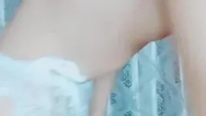 小可爱平台(原卡哇伊)清纯漂亮纯洁与风骚并存1031激情大秀骚舞自慰十分诱人