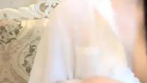 高颜值甜美萌妹子牛奶倒逼逼自慰秀掰开特写自摸扣逼无毛非常诱人很是诱惑喜欢不要错过