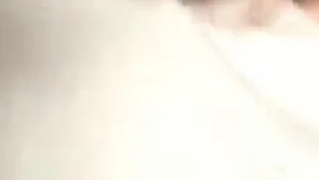 逼逼挺嫩妹子宿舍道具自慰秀全裸跳蛋震动粉逼掰开挺特别高潮出水很是诱惑喜欢不要错过