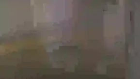 南韩地铁尾随抄底偷拍美腿短裙～64