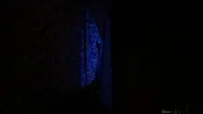 【万圣节精选】「I want to play a game.」 正妹误入刑房，竟自己躺好被舌舔