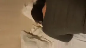 偷约朋友性感漂亮的大胸女友酒店啪啪