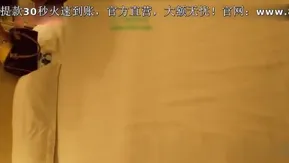 星级酒店1000元约操新来的性感短裙高跟丰满美女,先操一次做完服务后又被爆操一次