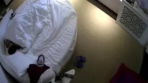 大圆床宾馆偸拍罕见的啪啪只是听说的画面并不多见床上地板沙发操了一路呻吟声太狠太牛逼了