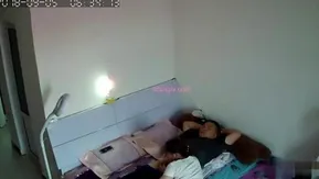 你的居家智慧摄影机安全吗!丈夫与妻子的夏日激情~孩子都睡了就是大人的时间了~