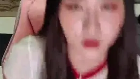 [韩国] 红白大对抗~黑长直主播的情慾实况!!大乳晕大胸部可以揉吗？