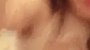 手机直播皮肤白皙丰满巨乳少妇漏奶漏逼秀