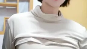 [中文主播外流]亚洲女主播视讯直播帮男友口交最后还口内射精比A片刺激