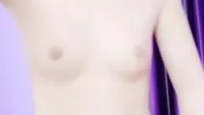 短发气质美女先直播洗澡然后各种搔首弄姿 揉穴自慰 逼逼很粉很漂亮