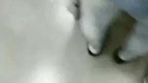 《SPA痉挛潮吹》巨乳富少妇独享两位按摩师机能保养! 最后被玩到求饶!