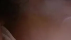 露脸小哥激情啪啪~看着小姊姊吃着鸡巴的淫蕩表情更带劲！