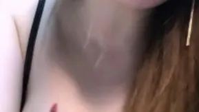 高颜值极品美乳美女主播穿露乳情趣内衣乳形极佳揉奶舔奶