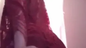 [短视频区] 薄纱和吊带袜