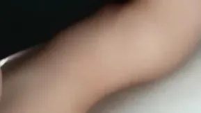 漂亮美乳嫩模和粉丝激情啪啪 靠着墙站炮插入浪穴 抽插猛操 无套骑乘风骚扭动 口爆吞精太画面感了