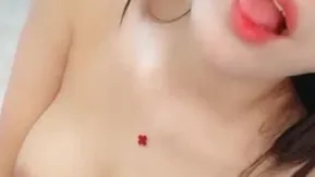 倪好 美乳美女全裸大秀