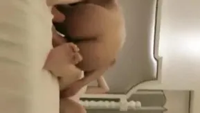 Li Xunhuan と素晴らしい Little Reba がコラボレーション