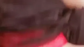 苗条身材短发口罩妹子自慰秀 炮友拨开红色内裤玩弄逼逼跳蛋塞入翘着屁股 很是诱惑