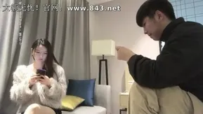 小宝寻花第二场约了个气质高颜值美女啪啪，舌吻调情洗完澡开干