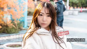 FC2PPV 4335494 ¡Limitado a 500 puntos hasta el 14/3! [Komochi/Mujer madura] ¡Un poco bonita, solo una niña pequeña! Creampie dos veces en la espalda y posición de misionero.