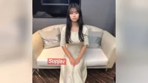 FC2PPV 4576420 19才！純.粋.無.垢. 黒髪美○女！美脚Eカップちなみちゃん。本気汁垂れ流し膣イキアクメ♡本能丸出し濃厚中出しエッチ。