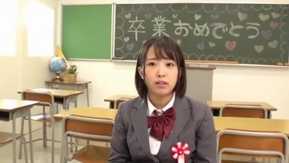 3分前まで女子●生！！！！卒業式終わりにそのままAVデビュー 奇跡の天然Hカップ 歳 花岬みな