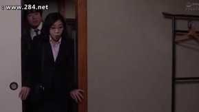 MOND-178 La jefa de mis sueños y Momoko Kikuichi